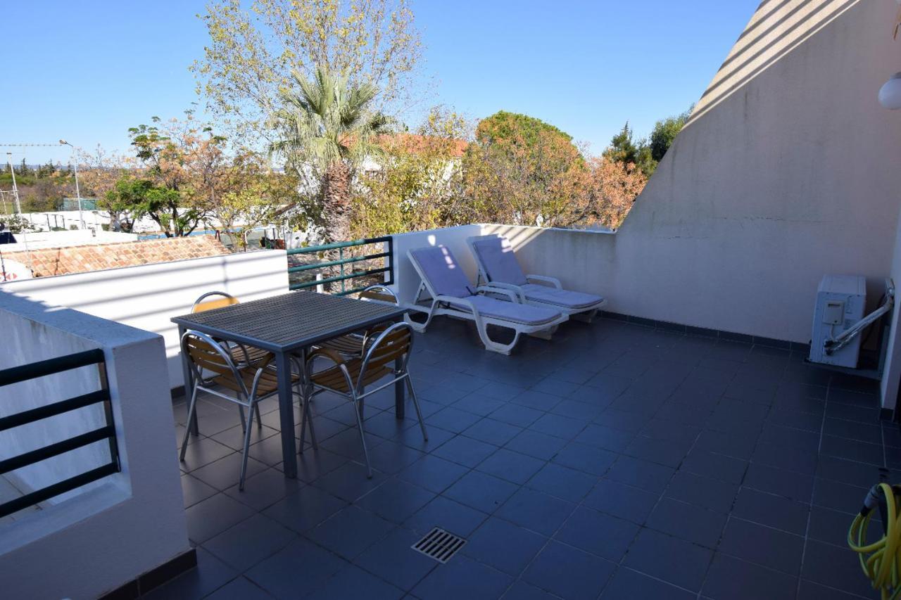 Piscina Apartment Santa Luzia  Bagian luar foto